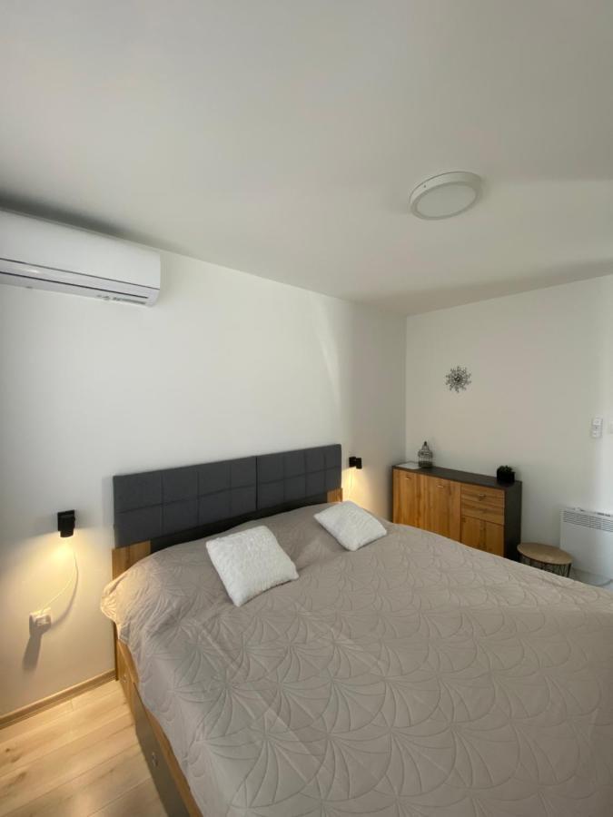 Apartmany Meghan Podhájska エクステリア 写真
